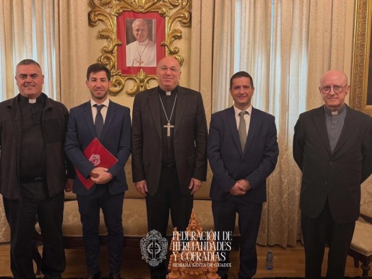 Reunión de trabajo con el Excmo. y Rvdmo. Sr. D. Francisco Jesús Orozco, obispo de la diócesis de Guadix
