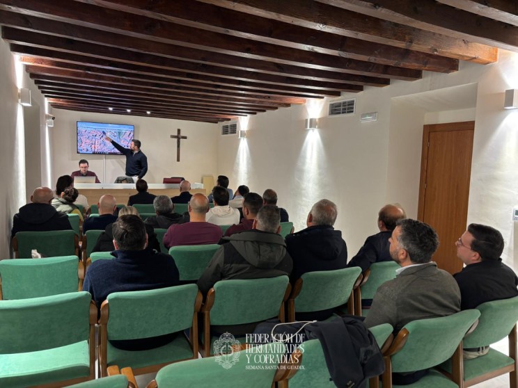 Aprobada por unanimidad la modificación de la Carrera Oficial de la Semana Santa de Guadix